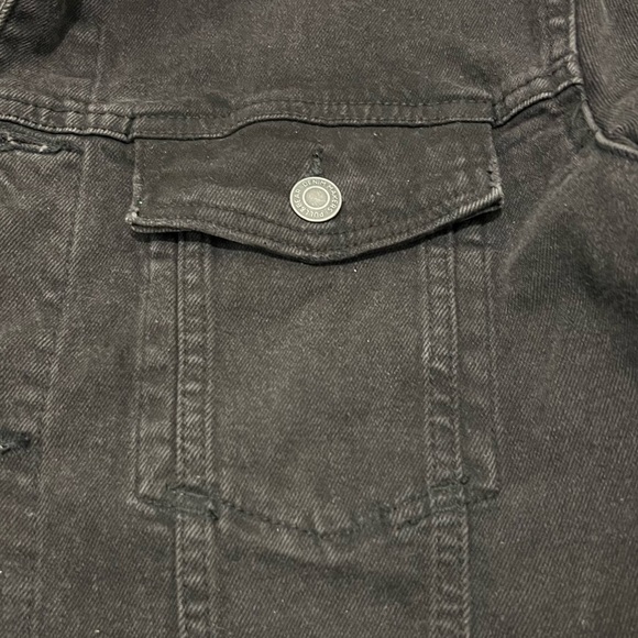 Pull & Bear Men's Charcoal Denim Jacket - Picture 4 of 9